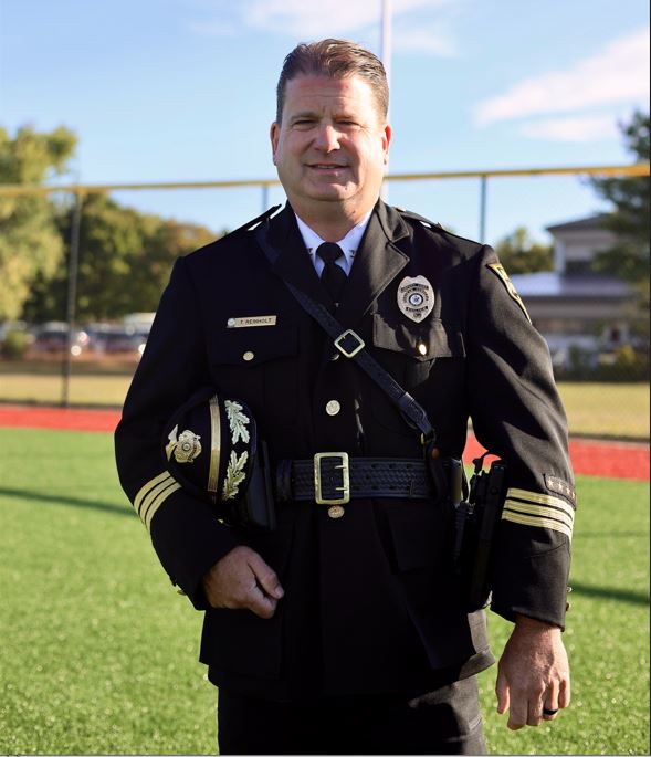 Chief Tom Reinholt